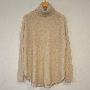 Elorie 100% cashmere turtleneck sweater longer length rounded hemline oatmeal M